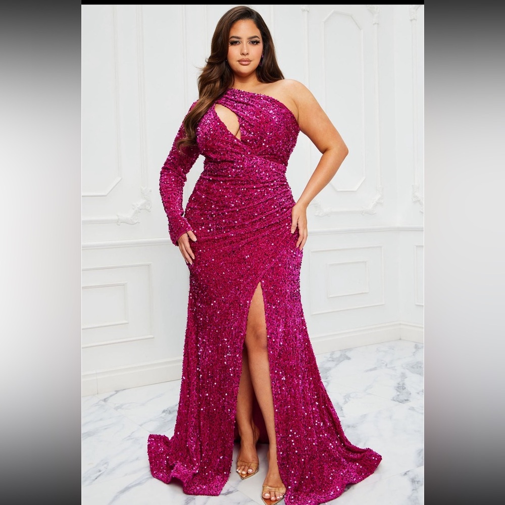 Gems Sequin Maxi Dress - Fashion Nova. Brand new!!